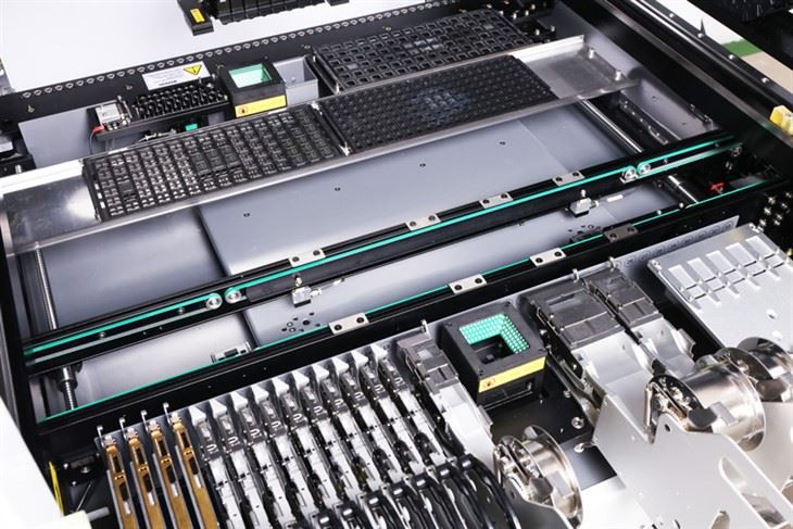 Automatic PCB Assembly Machine factory